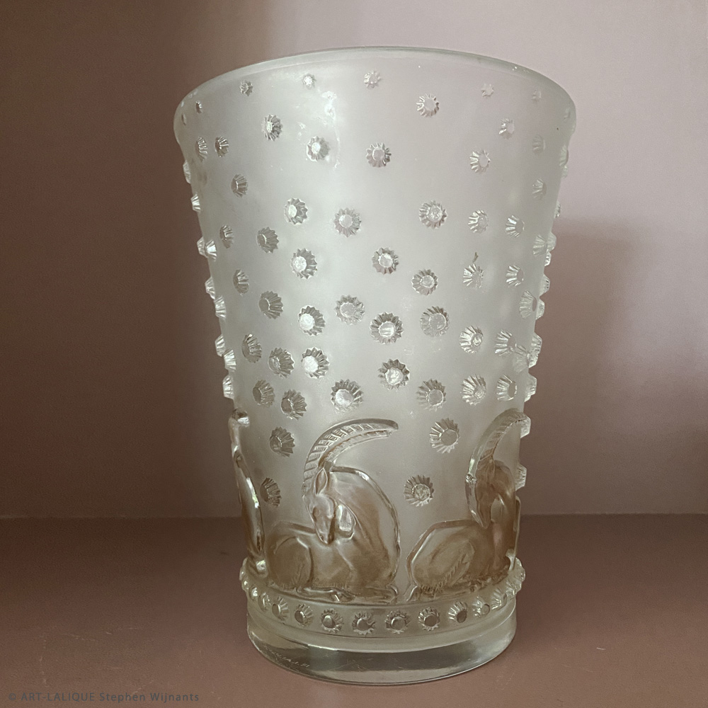 Vase R.LALIQUE 1938